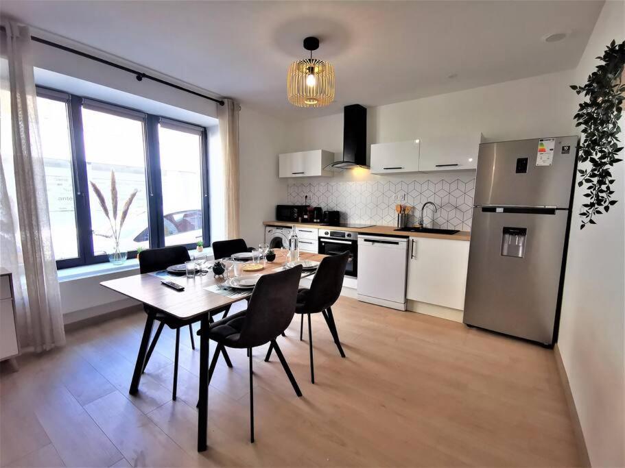 Le T3 Confort - Au Coeur De Montceau Extérieur photo